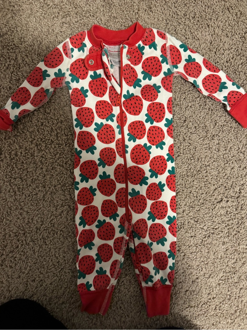 Hanna Andersson Strawberry Print One-Piece Pajamas